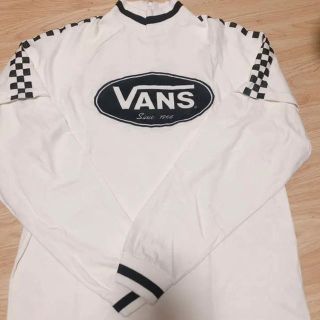 ヴァンズ(VANS)のvans トレーナー(トレーナー/スウェット)