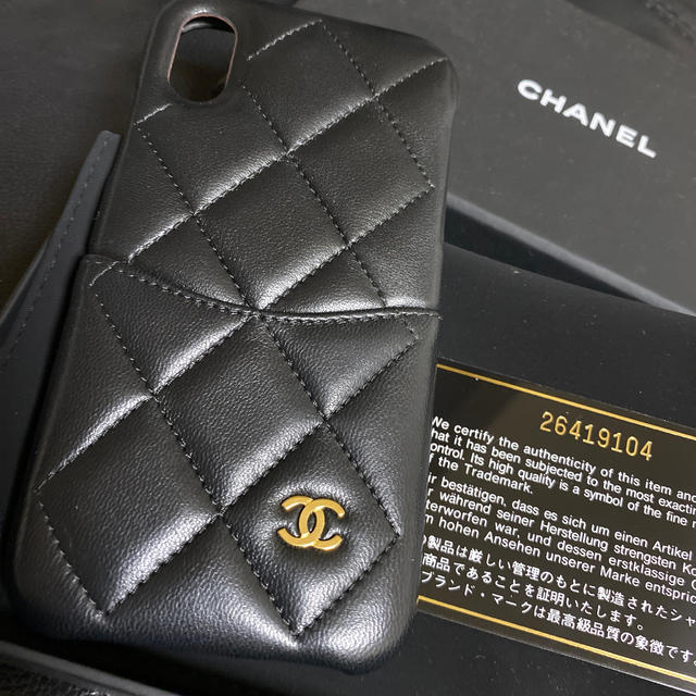 CHANEL iPhone Xカバー