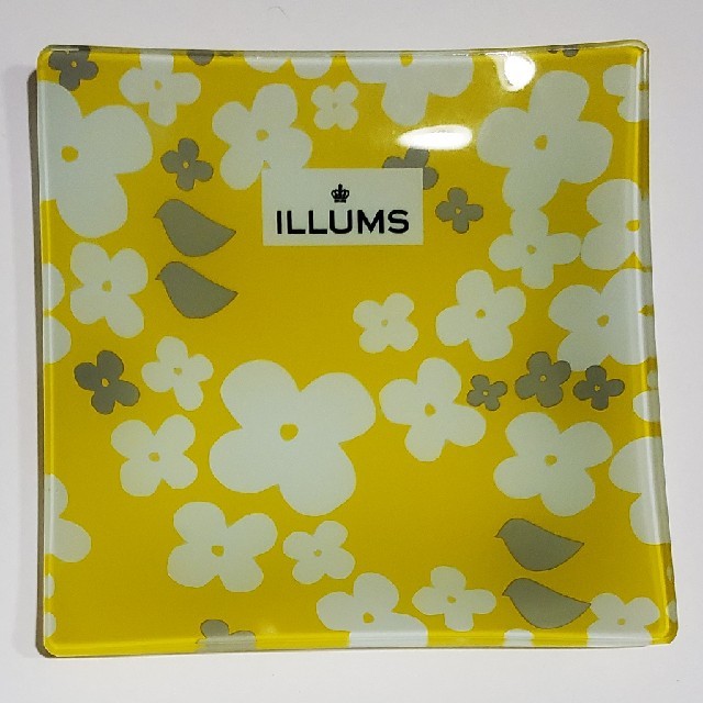 ILLUMS ガラスプレート　イエロー　非売品 インテリア/住まい/日用品のキッチン/食器(食器)の商品写真