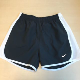 ナイキ(NIKE)の【美品】ドライフィットショートパンツM(ショートパンツ)