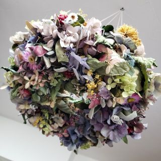 ドライフラワー　秋色紫陽花と小花のフライングリース(ドライフラワー)