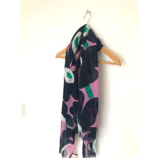 マリメッコ(marimekko)のマリメッコ　ウニッコ柄ストール　marimekko(マフラー/ショール)