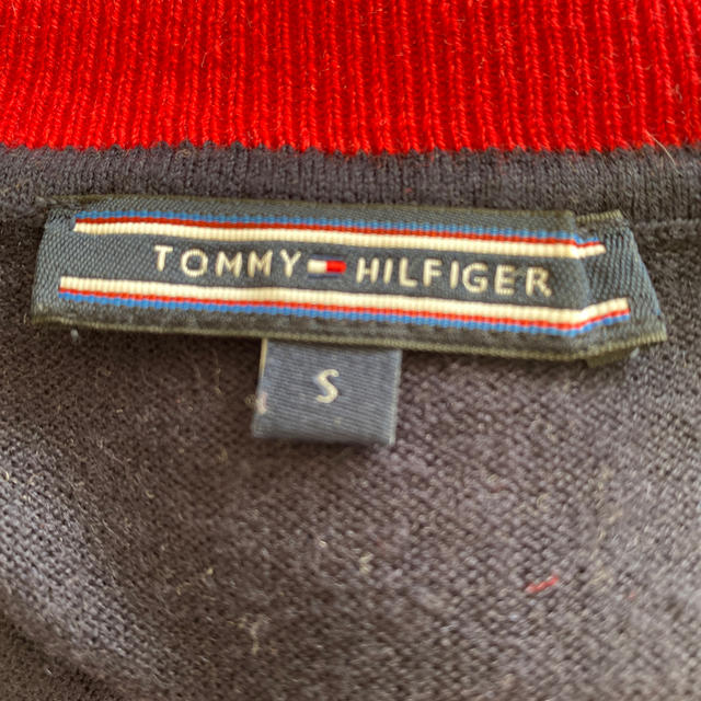 TOMMY HILFIGER(トミーヒルフィガー)のTOMMY FlLFlGER/ネイビー首元3色ニット滅多に無いデザインです❗️ レディースのトップス(ニット/セーター)の商品写真