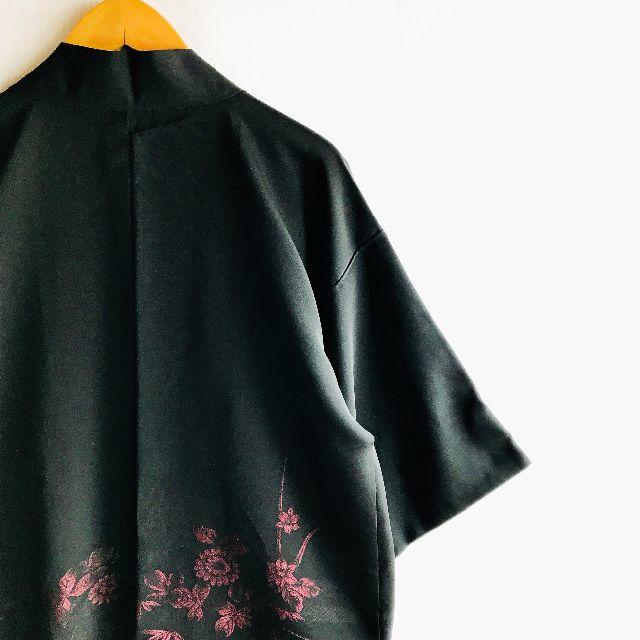 黒 羽織 花柄 コート 羽織コーデ 古着　大正レトロ メンズのトップス(カーディガン)の商品写真