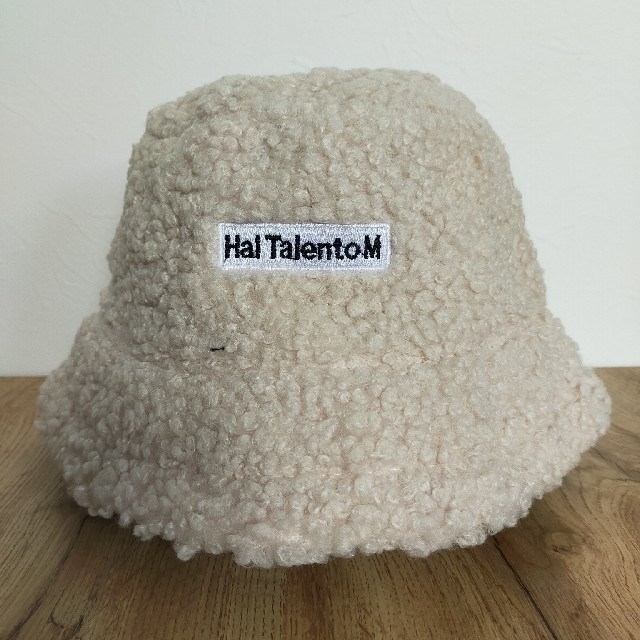 【最終値下げ】韓国　モコモコ　ボアバケットハット帽子　ホワイト レディースの帽子(ハット)の商品写真