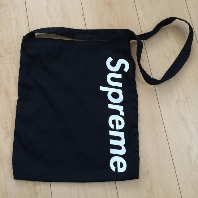 Supreme(シュプリーム)のシュプリーム ショルダーバッグ メンズのバッグ(ショルダーバッグ)の商品写真