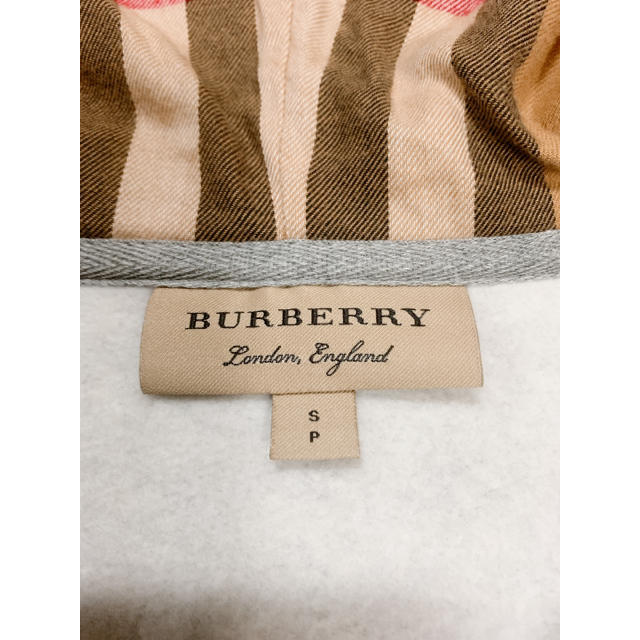 BURBERRY(バーバリー)の【BURBERRY】バーバリーロンドン　メンズパーカー　グレー メンズのトップス(パーカー)の商品写真