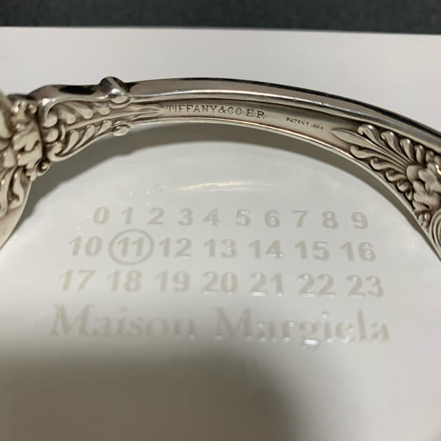 Maison Martin Margiela(マルタンマルジェラ)の【Tiffany&Co. 】ティファニー　フォークバングル　 メンズのアクセサリー(バングル/リストバンド)の商品写真