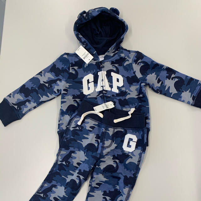 babyGAP(ベビーギャップ)のGAP baby  迷彩柄セットアップ 耳付き キッズ/ベビー/マタニティのキッズ服男の子用(90cm~)(ジャケット/上着)の商品写真