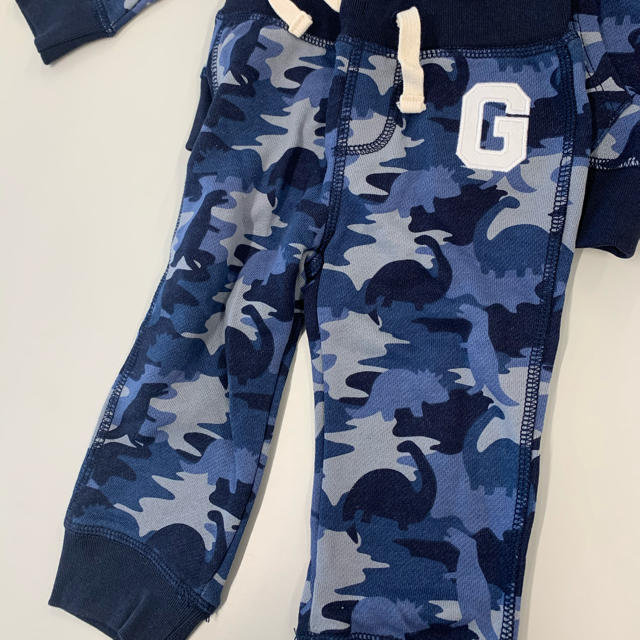 babyGAP(ベビーギャップ)のGAP baby  迷彩柄セットアップ 耳付き キッズ/ベビー/マタニティのキッズ服男の子用(90cm~)(ジャケット/上着)の商品写真