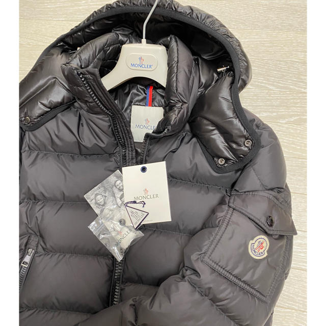 MONCLER(モンクレール)のモンクレール★ヒマリー★サイズ1★ブラック★美品 メンズのジャケット/アウター(ダウンジャケット)の商品写真