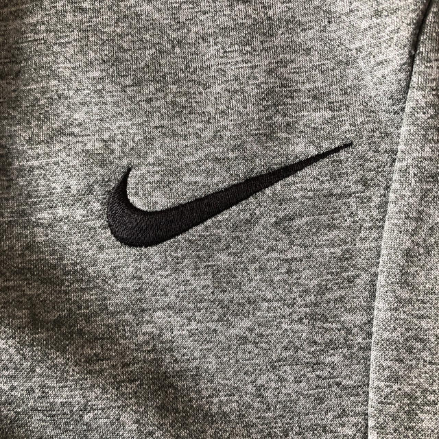 NIKE(ナイキ)のナイキ　長パンツ　120〜130センチ キッズ/ベビー/マタニティのキッズ服男の子用(90cm~)(パンツ/スパッツ)の商品写真