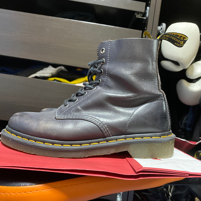 Dr.Martens(ドクターマーチン)の只今セール中！　Dr.Martins 8ホール　 メンズの靴/シューズ(ブーツ)の商品写真