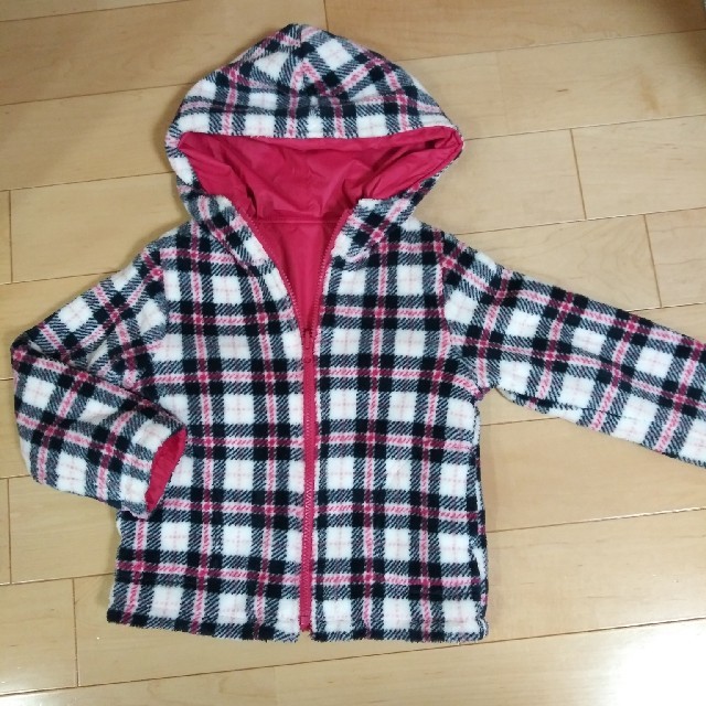 EASTBOY(イーストボーイ)のイーストボーイ　リバーシブルジャンパー キッズ/ベビー/マタニティのキッズ服女の子用(90cm~)(ジャケット/上着)の商品写真