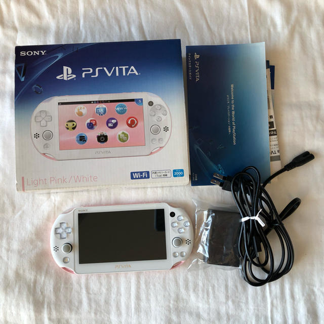 PlayStation Vita(プレイステーションヴィータ)のSONY PlayStationVITA 本体  PCH-2000 ZA19 エンタメ/ホビーのゲームソフト/ゲーム機本体(携帯用ゲーム機本体)の商品写真