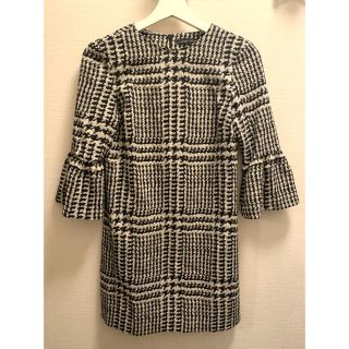 ザラ(ZARA)のZARAザラツイードプリントフレアスリーブワンピースXS(ひざ丈ワンピース)