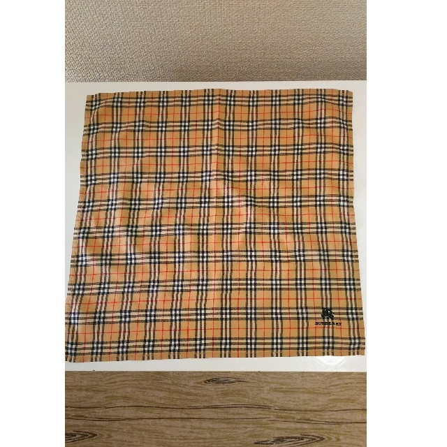 BURBERRY(バーバリー)のBURBERRY大判ハンカチ中古品 メンズのファッション小物(ハンカチ/ポケットチーフ)の商品写真