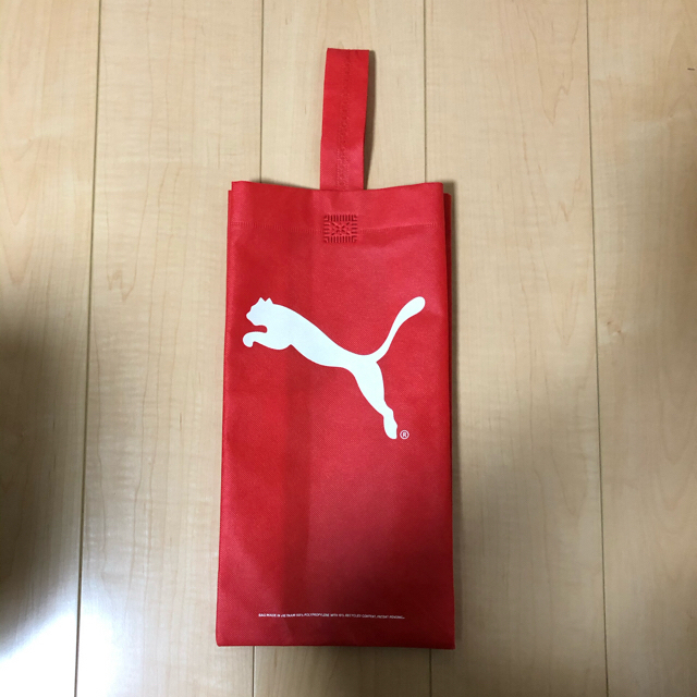 PUMA(プーマ)のプーマ　シューズケース　不織布 スポーツ/アウトドアのスポーツ/アウトドア その他(その他)の商品写真