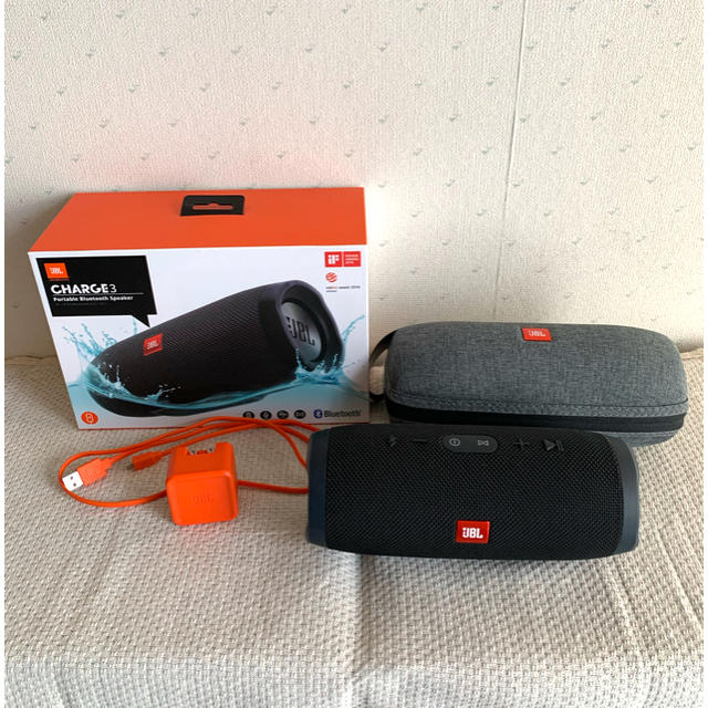 スマホ/家電/カメラJBL CHARGE3 ブラック 専用ケース付き