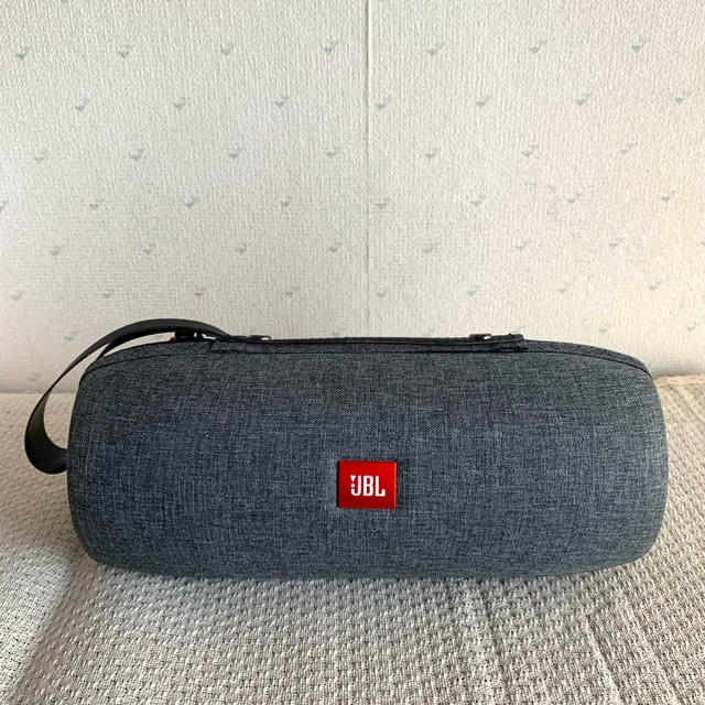 JBL CHARGE3 ブラック 専用ケース付き スマホ/家電/カメラのオーディオ機器(スピーカー)の商品写真