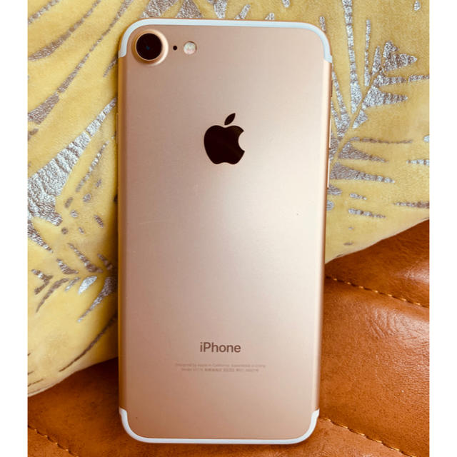 Apple(アップル)のほぼ未使用❤︎iPhone7📱SIMフリー スマホ/家電/カメラのスマートフォン/携帯電話(スマートフォン本体)の商品写真