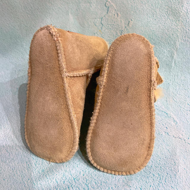 UGG(アグ)のUGGベビーブーツ　13.5cm キッズ/ベビー/マタニティのベビー靴/シューズ(~14cm)(ブーツ)の商品写真