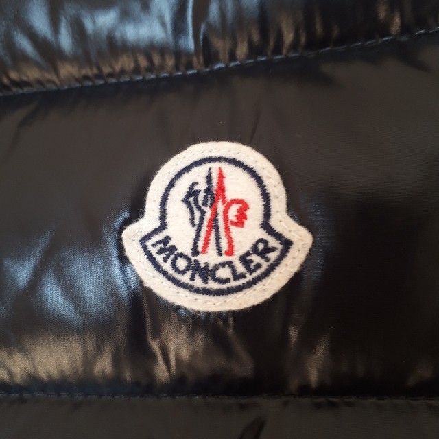 MONCLER(モンクレール)のABC様専用、モンクレールジュニアベストGHANYサイズ14A レディースのジャケット/アウター(ダウンベスト)の商品写真