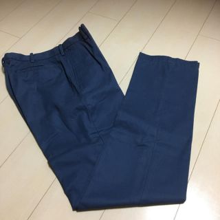 ユニクロ(UNIQLO)のユニクロ　メンズ　コットンチノパンツ　76x85ブルー(チノパン)