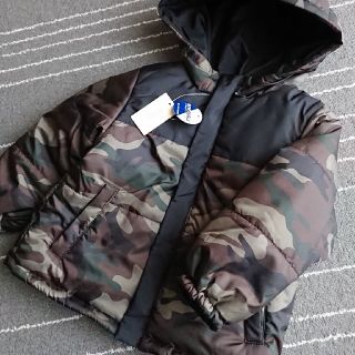 新品未使用 タグ付き グローバルワーク リバーシブルハイスペックアウター 迷彩