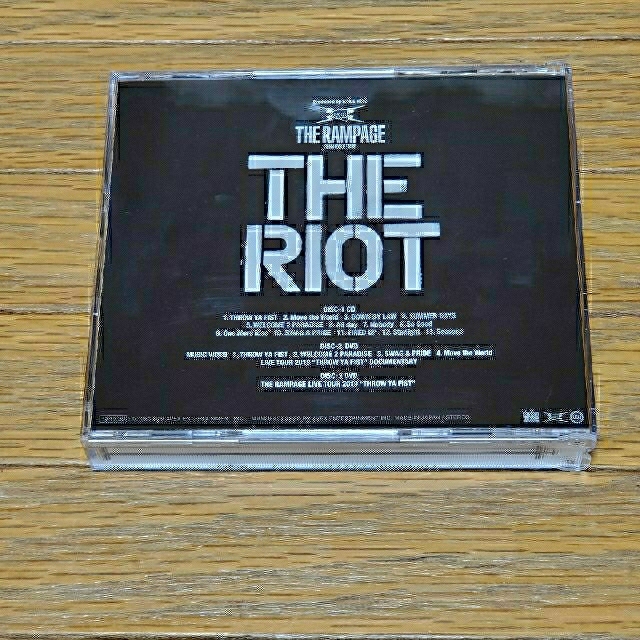 THE RIOT　CD+DVD2枚組　通常盤