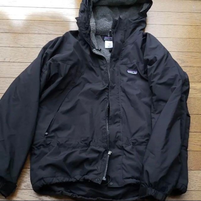 patagonia(パタゴニア)のインファーノジャケット 黒 M メンズのジャケット/アウター(ナイロンジャケット)の商品写真