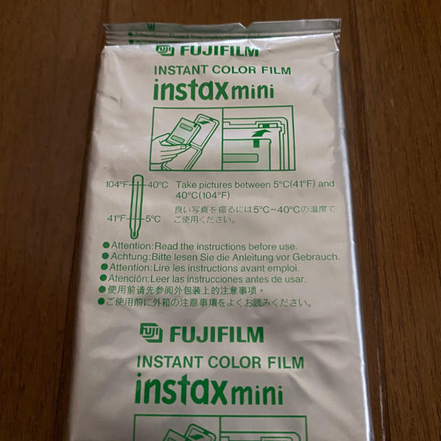 富士フイルム(フジフイルム)のcheki FUJI FILM INSTAX MINI7S チョコ スマホ/家電/カメラのカメラ(フィルムカメラ)の商品写真