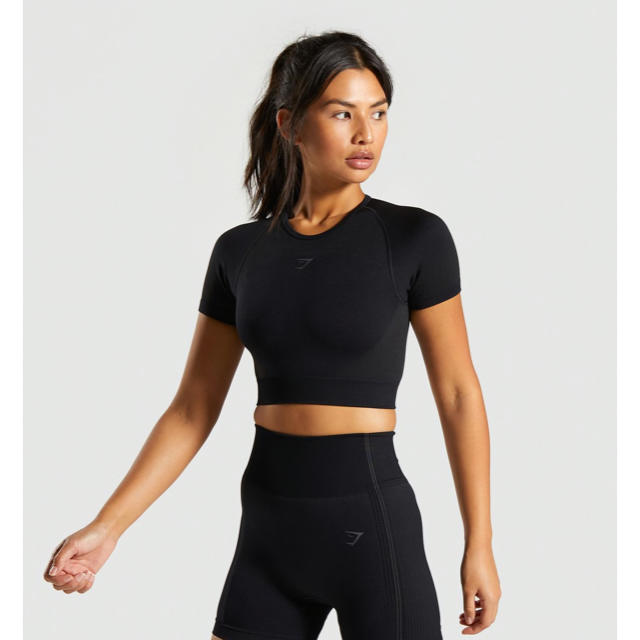 gymshark ultra seamless crop top XS レディースのトップス(Tシャツ(半袖/袖なし))の商品写真