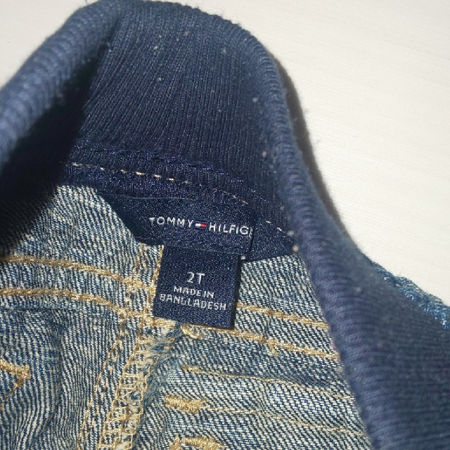 TOMMY HILFIGER(トミーヒルフィガー)の【送料無料】TOMMY HILFIGER★トミーヒルフィガー★ジーンズサイズT2 キッズ/ベビー/マタニティのキッズ服男の子用(90cm~)(パンツ/スパッツ)の商品写真