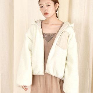 ダブルクローゼット(w closet)のw closet リバーシブルボアブルゾン アイボリー(ブルゾン)