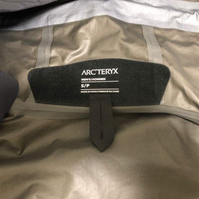 ARC'TERYX × BEAMS別注 Zeta SL Jacket