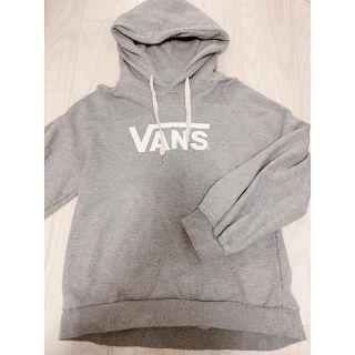 ヴァンズ(VANS)のVANSパーカーグレー(パーカー)