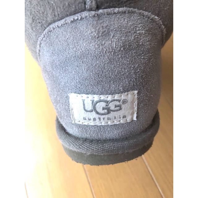 UGG(アグ)のalohaのん様専用★UGG アグ ムートンブーツ グレー レディースの靴/シューズ(ブーツ)の商品写真