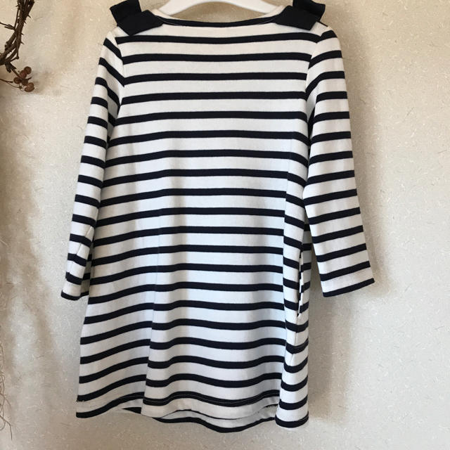 専用　新品　ボーダーワンピース キッズ/ベビー/マタニティのキッズ服女の子用(90cm~)(ワンピース)の商品写真