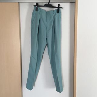 アンデミュウ(Andemiu)の【Andemiu】美品　ハイウエストパンツ(クロップドパンツ)