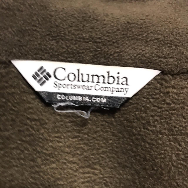 Columbia(コロンビア)の<希少刺繍>アースカラーColumbia コロンビア フリース メンズのジャケット/アウター(ブルゾン)の商品写真