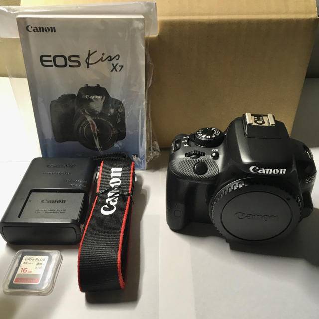 【送料無料】CANON EOS KISS X7 キャノンイーオスキスX7 ボディ