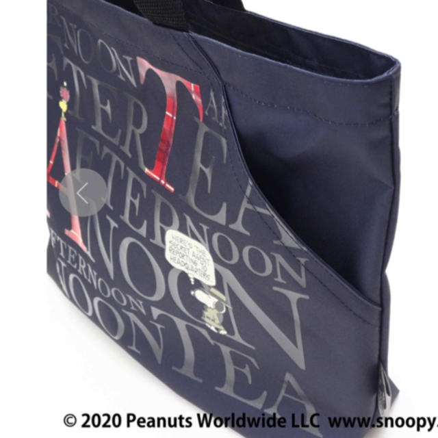 AfternoonTea(アフタヌーンティー)の新品　アフタヌーンティー　スヌーピー　スリットポケット付きバッグ レディースのバッグ(トートバッグ)の商品写真