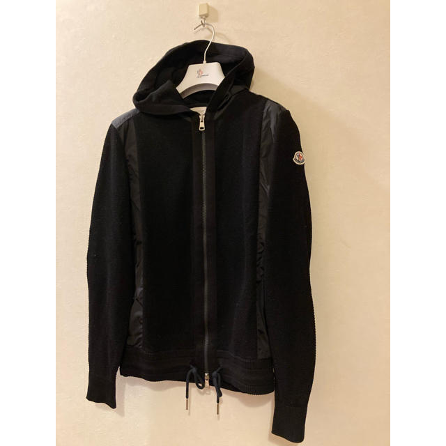 トップス美品　モンクレール　パーカー　ニット　ナイロン　黒　ブラック　Moncler