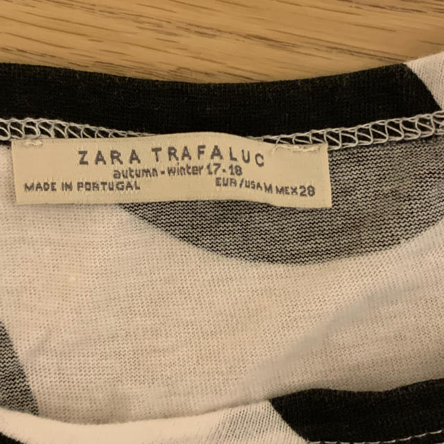 ZARA(ザラ)の最終値下げ⭐︎ZARAのドットTシャツ レディースのトップス(Tシャツ(半袖/袖なし))の商品写真