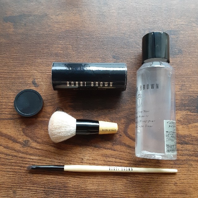 BOBBI BROWN(ボビイブラウン)のBOBBIBROWN 3点セット コスメ/美容のメイク道具/ケアグッズ(ブラシ・チップ)の商品写真