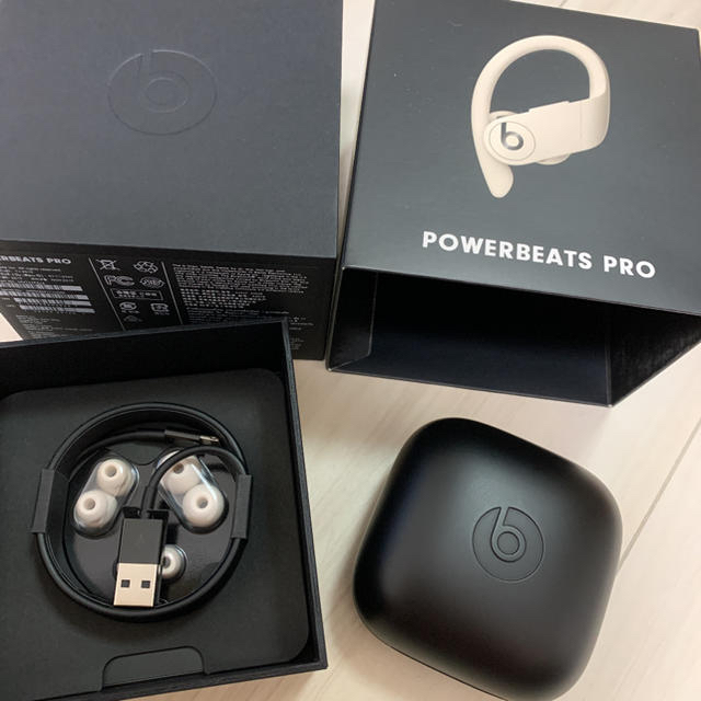 Beats by Dr Dre(ビーツバイドクタードレ)のPOWERBEATS PRO スマホ/家電/カメラのオーディオ機器(ヘッドフォン/イヤフォン)の商品写真