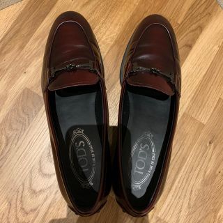 トッズ(TOD'S)のTODS ローファー　23.5cm(ローファー/革靴)