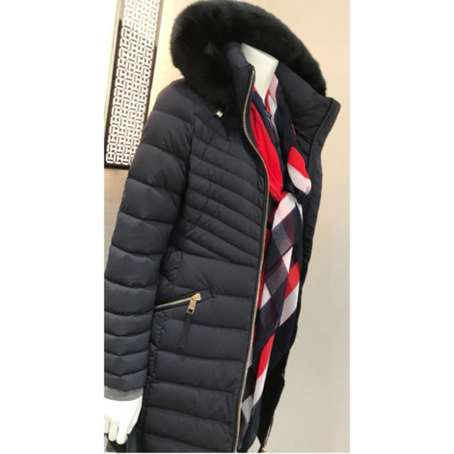 TOMMY HILFIGER(トミーヒルフィガー)のTOMMY HILFIGER ストレッチダウンコート レディースのジャケット/アウター(ダウンコート)の商品写真