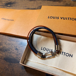 ルイヴィトン(LOUIS VUITTON)のこたちゃん様専用　LOUIS VUITTON ブレスレット　箱など完備(ブレスレット)